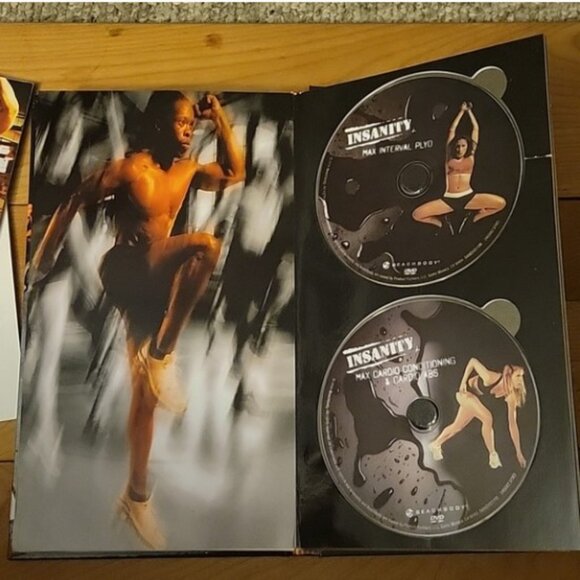 Beachbody Insanity Workout DVD Set - Picture 6 of 10